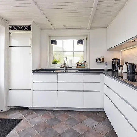 Otel Three-bedroom In 32