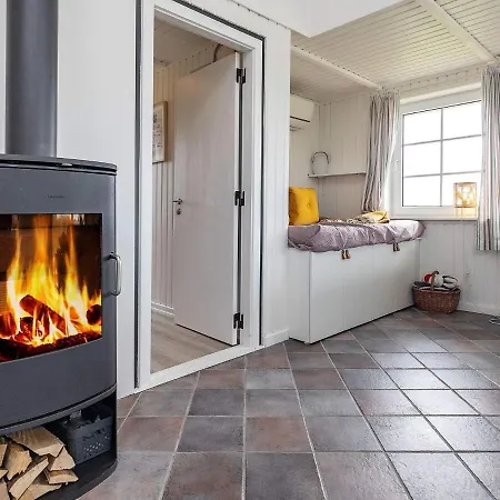 Three-bedroom In 32 3*