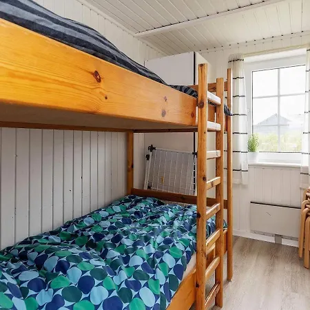 Otel Three-bedroom In 32 3*