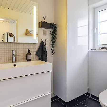 Otel Three-bedroom In 32